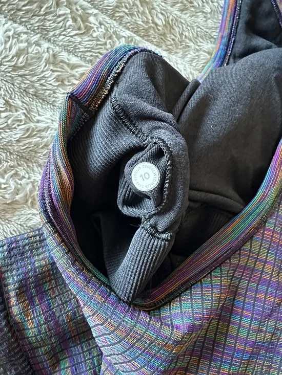 Multicolor Ribbed Racerback Crop Tank - Picture 4 of 4